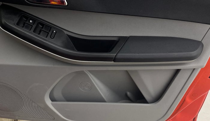 2021 Tata Tiago XZ PLUS PETROL, Petrol, Manual, 30,917 km, Driver Side Door Panels Control