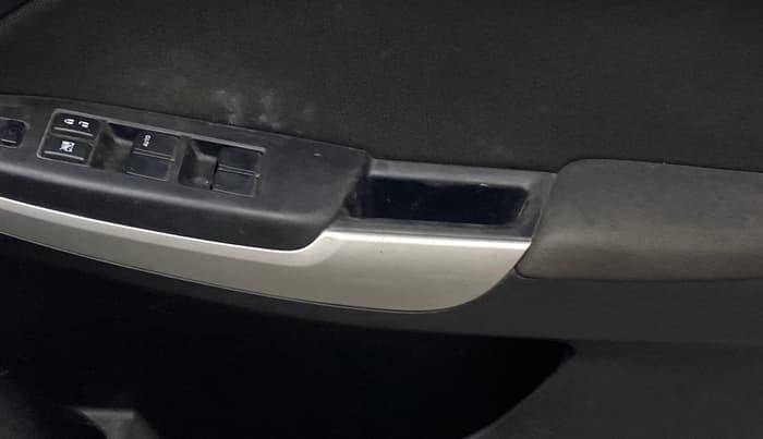 2017 Maruti Baleno DELTA CVT PETROL 1.2, Petrol, Automatic, 83,820 km, Driver Side Door Panels Control