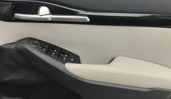 2023 KIA SELTOS HTX 1.5 DIESEL IMT, Diesel, Manual, 59,919 km, Driver Side Door Panels Control