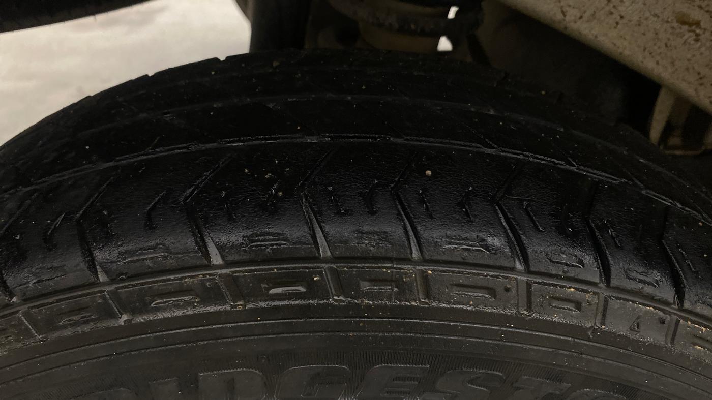 2019 Maruti Eeco 5 STR WITH A/C+HTR, Petrol, Manual, 76,267 km, Right Rear Tyre Tread