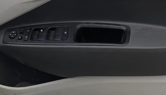 2022 Hyundai GRAND I10 NIOS SPORTZ 1.2 KAPPA VTVT, Petrol, Manual, 56,507 km, Driver Side Door Panels Control