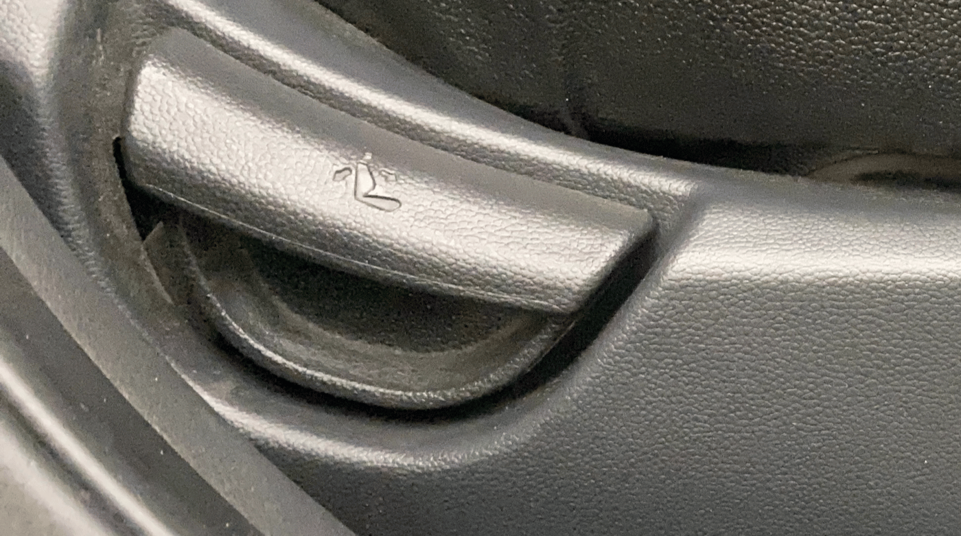 2016 Hyundai Xcent S AT 1.2, Petrol, Automatic, 92,267 km, Driver Side Adjustment Panel