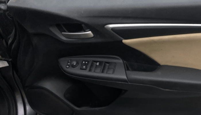 2021 Honda Jazz 1.2L I-VTEC ZX CVT, Petrol, Automatic, 74,641 km, Driver Side Door Panels Control