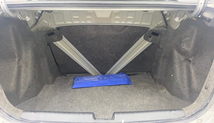 2014 Honda Amaze 1.2L I-VTEC S, Petrol, Manual, 55,712 km, Boot Inside