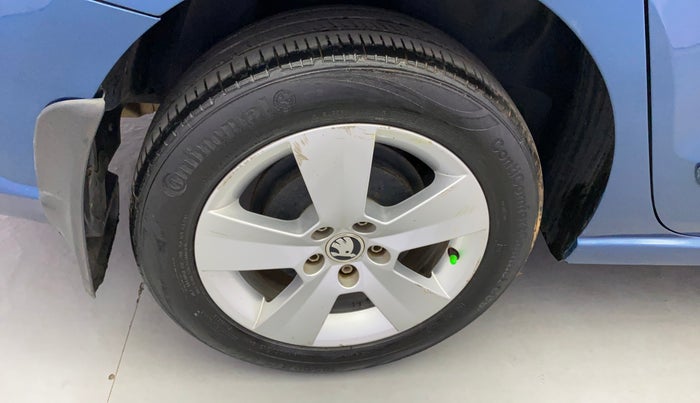 2018 Skoda Rapid AMBITION 1.5 TDI, Diesel, Manual, 75,657 km, Right Rear Wheel