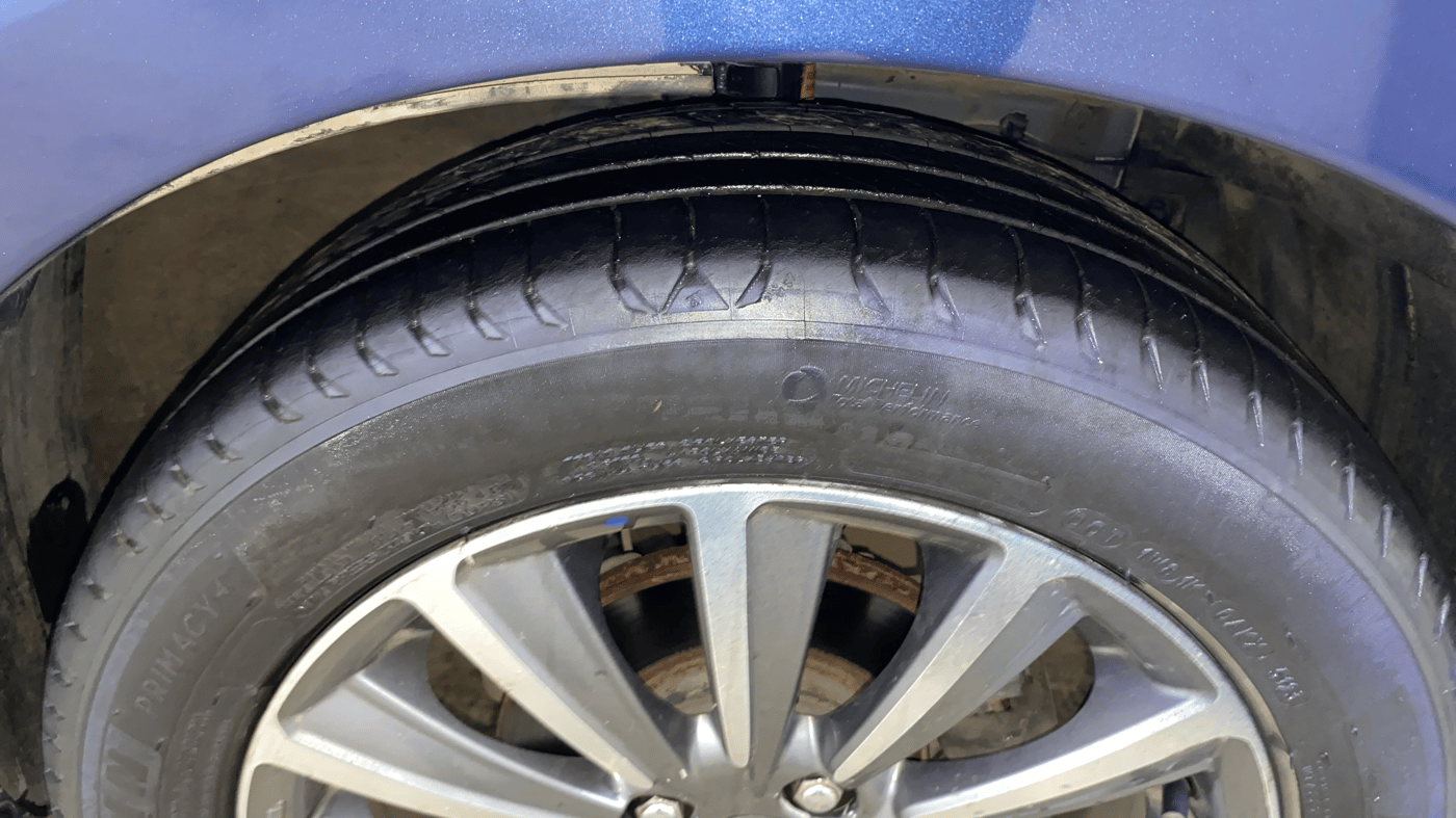 2019 Maruti Ciaz ALPHA  AT 1.5 SHVS PETROL, Petrol, Automatic, 91,080 km, Left Rear Tyre Tread