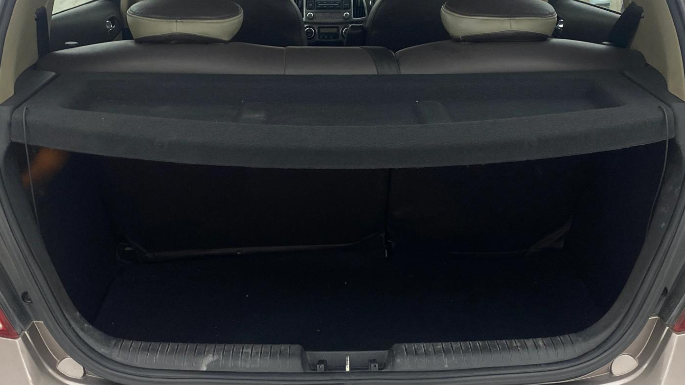2013 Hyundai i20 ASTA 1.2, Petrol, Manual, 83,841 km, Boot Inside