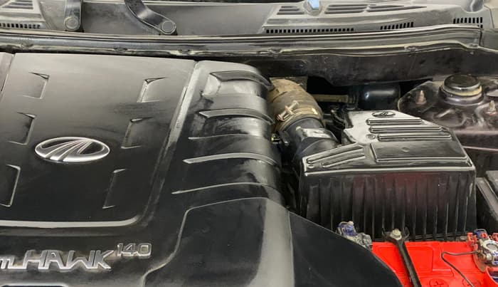 2017 Mahindra XUV500 W10, Diesel, Manual, 72,010 km, Engine View - Left