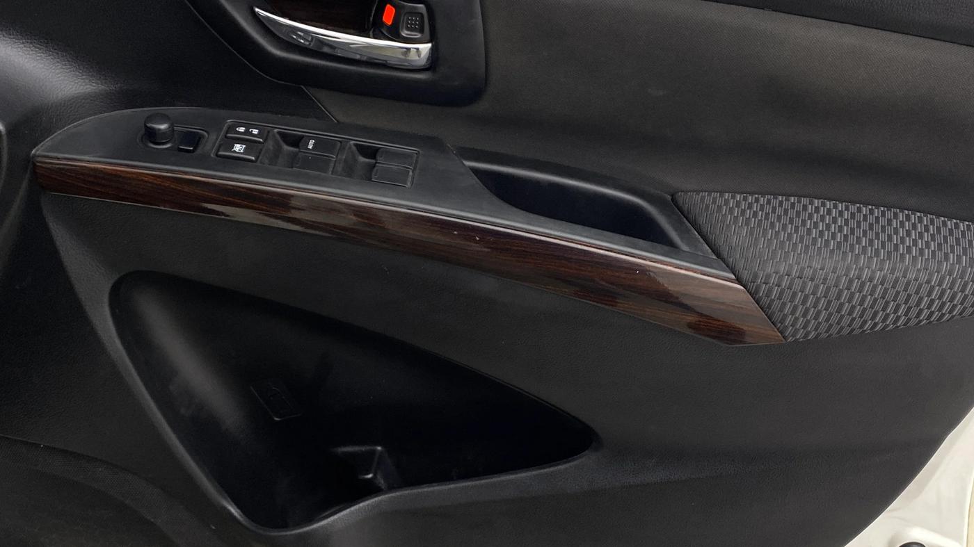 2017 Maruti S Cross ZETA 1.3, Diesel, Manual, 76,489 km, Driver Side Door Panels Control
