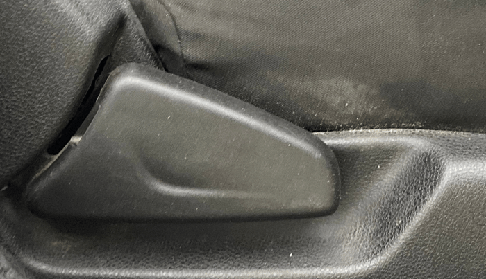 2022 Renault Kwid RXT 1.0 AMT (O), Petrol, Automatic, 54,878 km, Driver Side Adjustment Panel