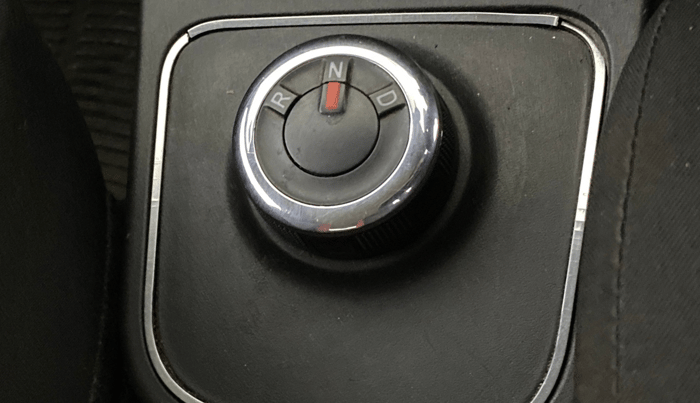 2022 Renault Kwid RXT 1.0 AMT (O), Petrol, Automatic, 54,878 km, Gear Lever