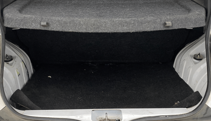 2022 Renault Kwid RXT 1.0 AMT (O), Petrol, Automatic, 54,878 km, Boot Inside