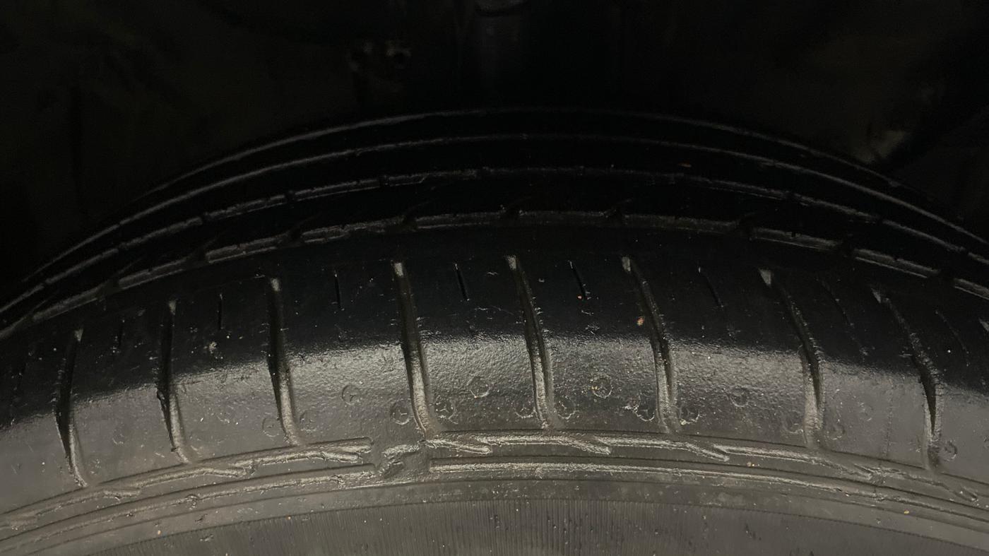 2020 KIA SELTOS HTK 1.5 PETROL, Petrol, Manual, 25,098 km, Right Front Tyre Tread