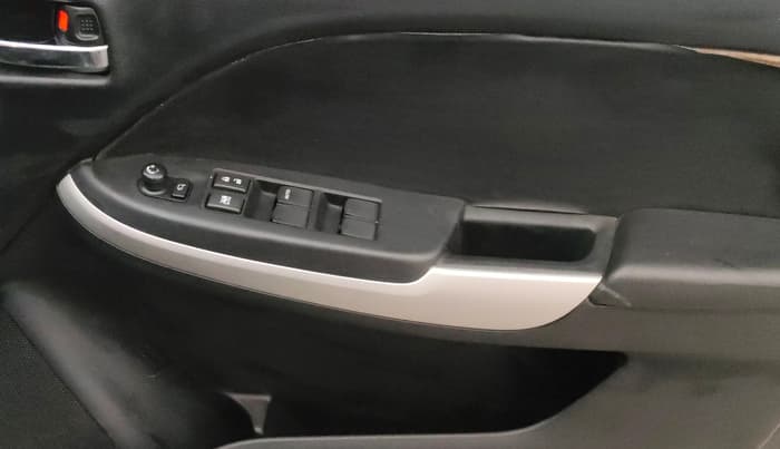 2017 Maruti Baleno DELTA PETROL 1.2, Petrol, Manual, 30,448 km, Driver Side Door Panels Control