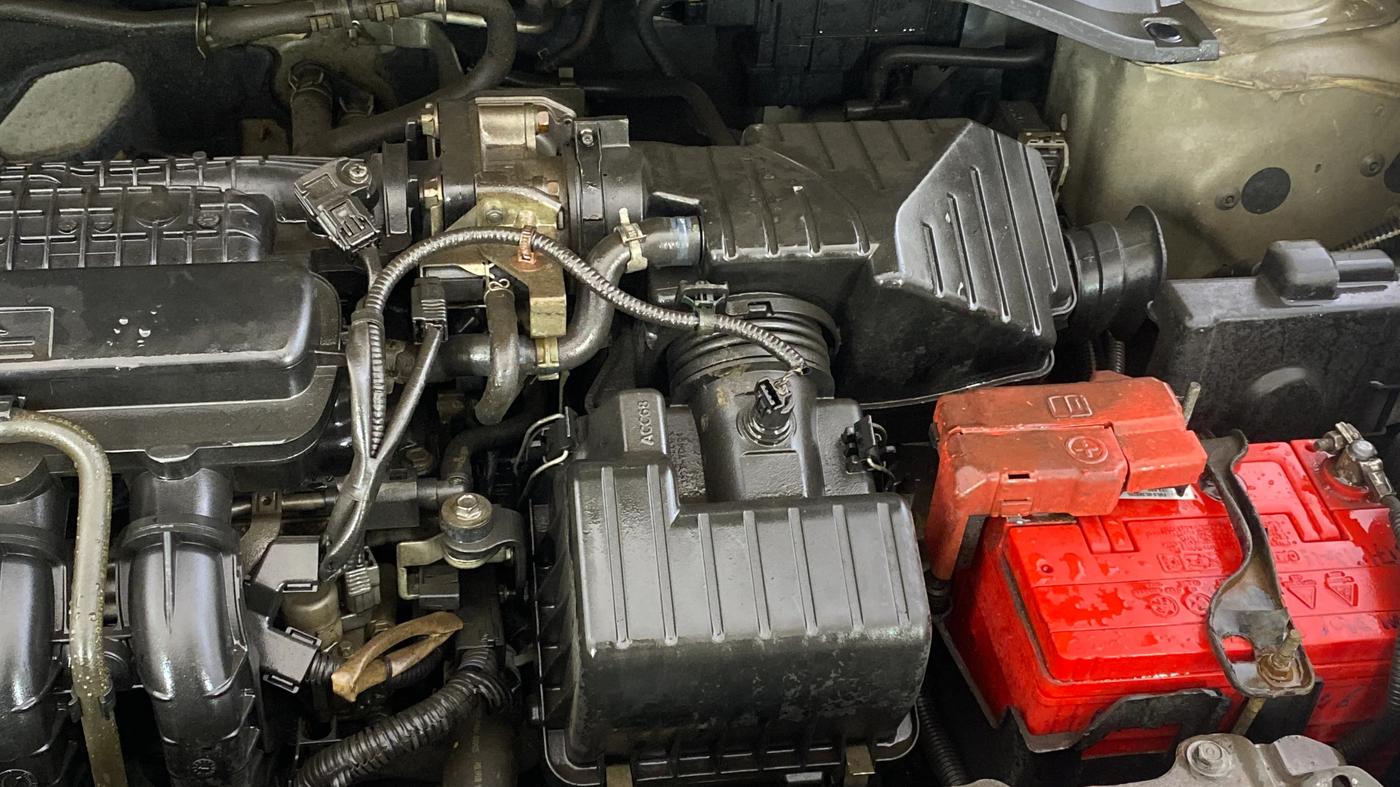 2013 Honda Brio VX AT, Petrol, Automatic, 45,841 km, Engine View - Left