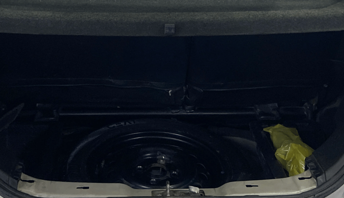 2018 Maruti Wagon R 1.0 VXI, Petrol, Manual, 38,213 km, Boot Inside