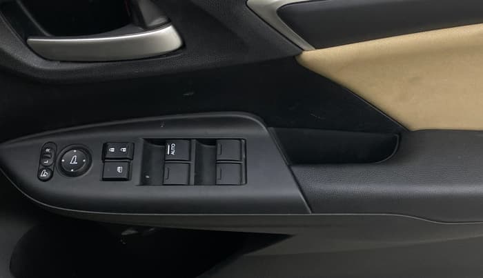 2021 Honda Jazz 1.2L I-VTEC VX CVT, Petrol, Automatic, 24,672 km, Driver Side Door Panels Control