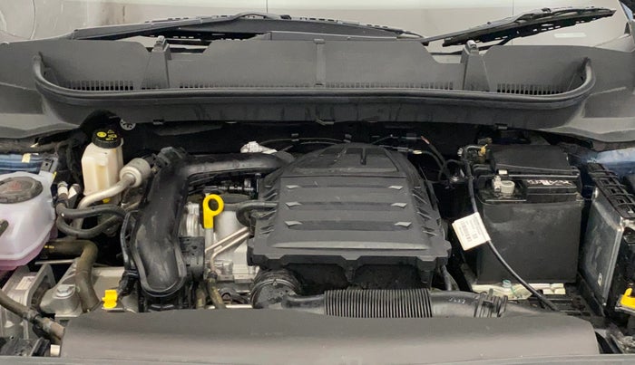 2025 Skoda Kylaq Signature, Petrol, Manual, 6,138 km, Engine View