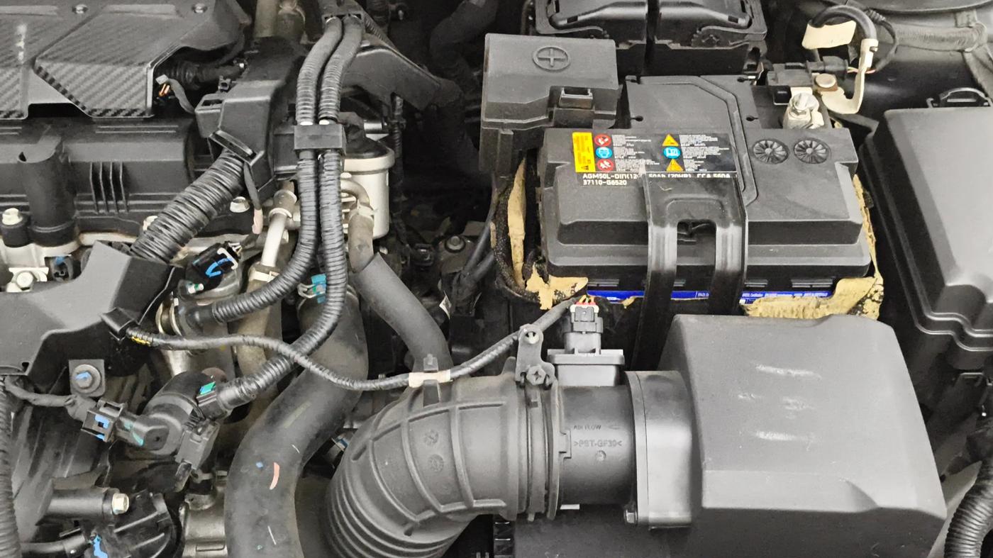 2023 Hyundai Verna SX(O) 1.5 MPI IVT , Petrol, Automatic, 27,069 km, Engine View - Left