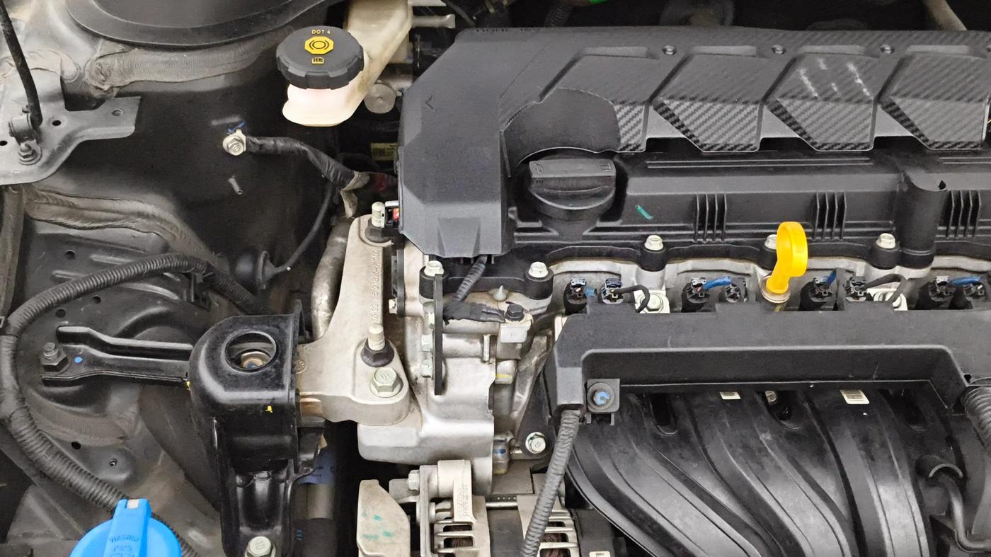 2023 Hyundai Verna SX(O) 1.5 MPI IVT , Petrol, Automatic, 27,069 km, Engine View - Right