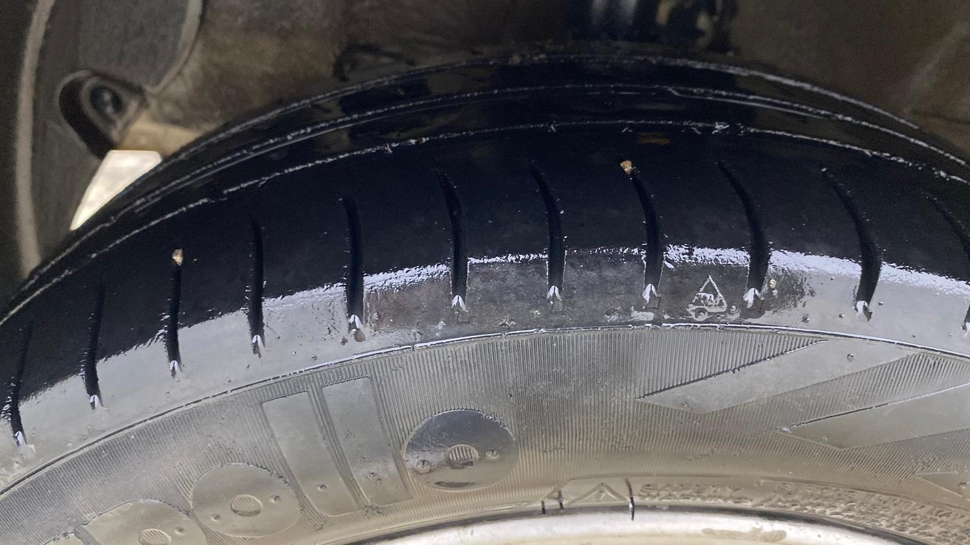 2014 Hyundai Xcent SX 1.2, Petrol, Manual, 74,494 km, Left Front Tyre Tread