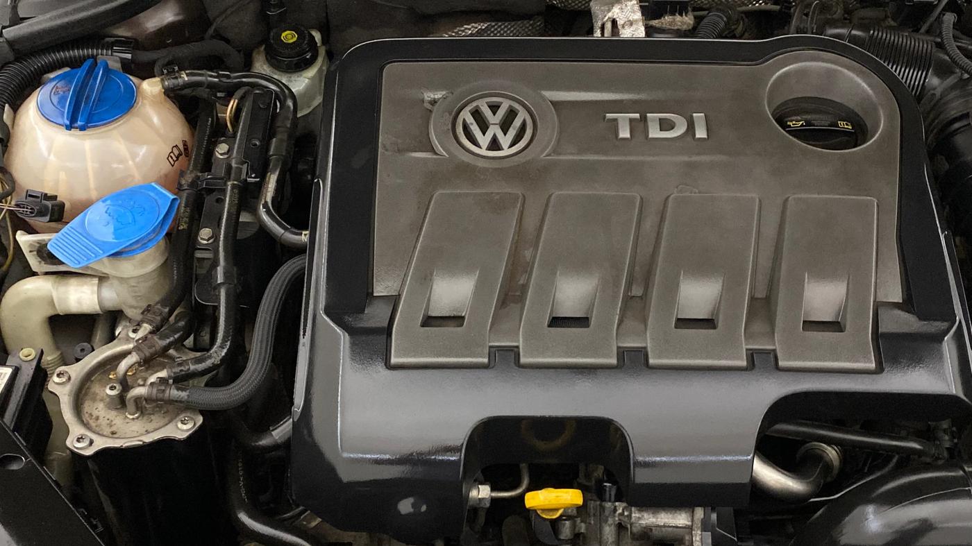 2014 Volkswagen Jetta HIGHLINE TDI AT, Diesel, Automatic, 94,473 km, Engine View - Right