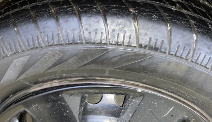 2015 Honda Mobilio 1.5L I-VTEC S, Petrol, Manual, 29,595 km, Left Rear Tyre Tread