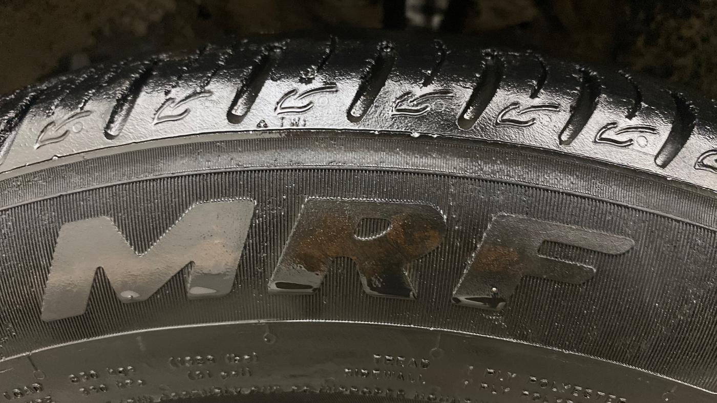 2022 Maruti Vitara Brezza VXI AT SHVS, Petrol, Automatic, 78,873 km, Left Front Tyre Tread