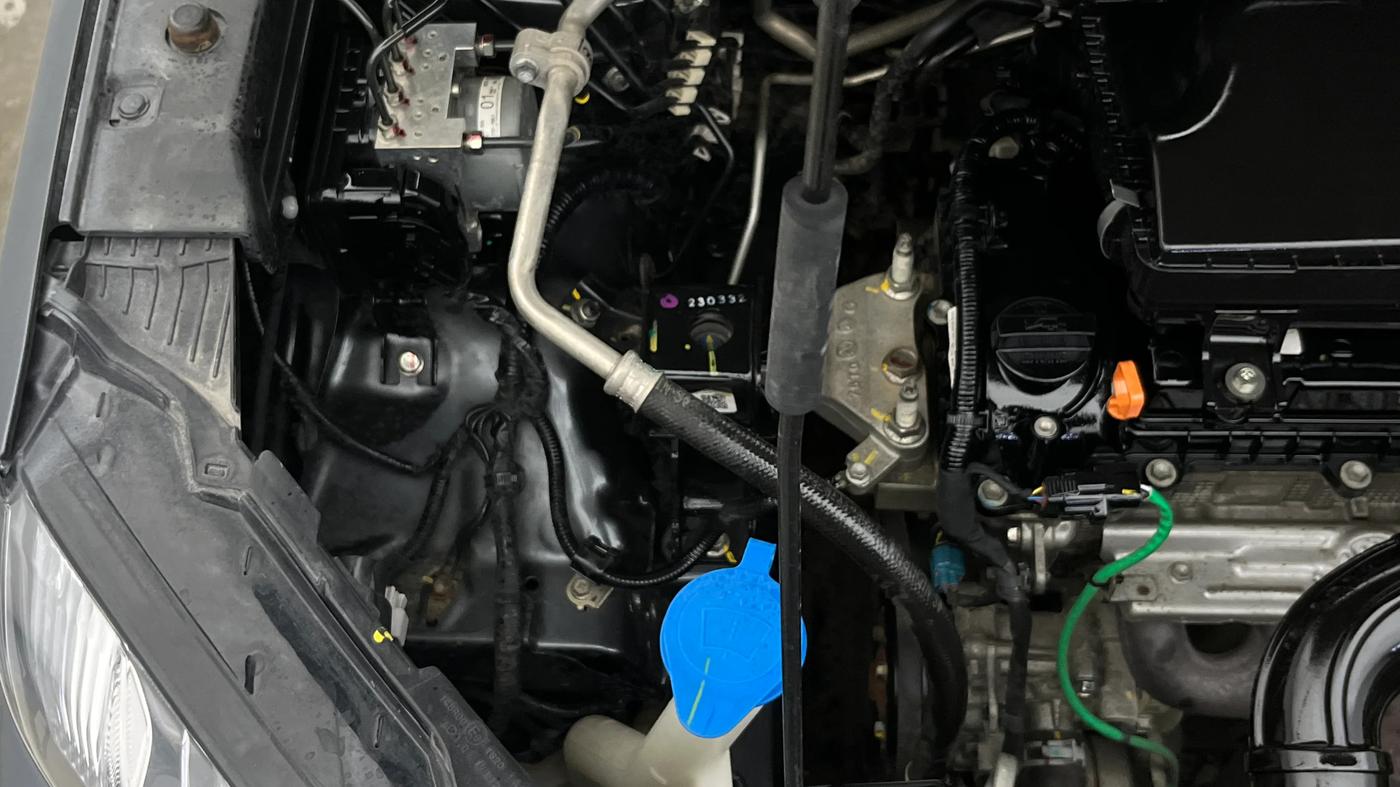 2023 Maruti Grand Vitara ALPHA SMART HYBRID, Petrol, Manual, 32,990 km, Engine View - Right