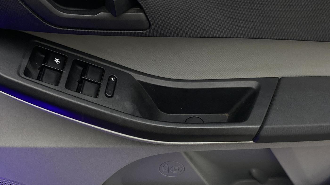 2023 Tata Tiago XT CNG, CNG, Manual, 22,125 km, Driver Side Door Panels Control
