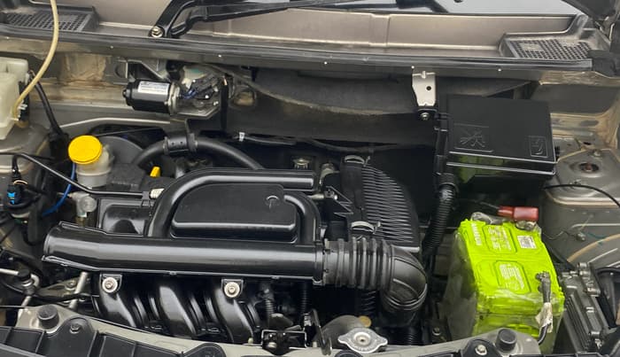 2018 Renault Kwid CLIMBER 1.0 AMT, Petrol, Automatic, 38,102 km, Engine View