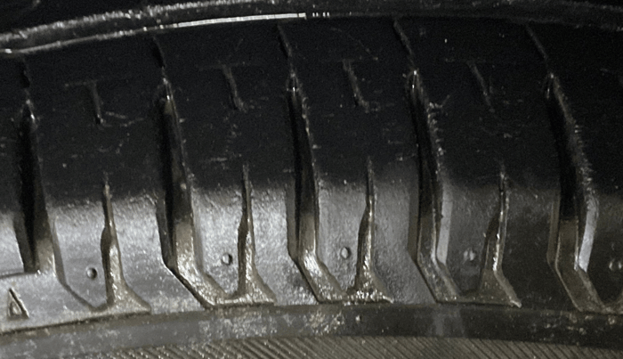 2022 Maruti Ertiga VXI SHVS, Petrol, Manual, 21,372 km, Left Rear Tyre Tread