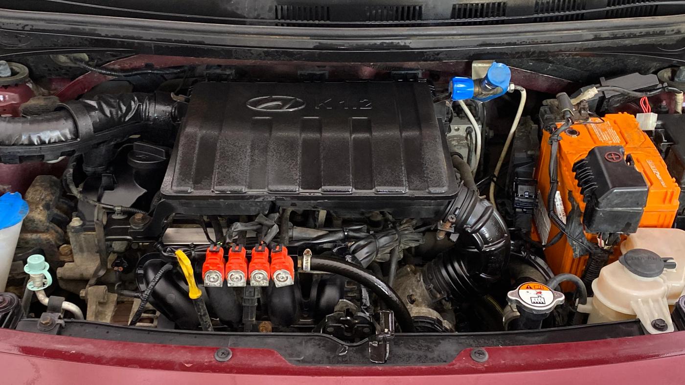 2017 Hyundai Xcent SX 1.2, CNG, Manual, 28,158 km, Engine View