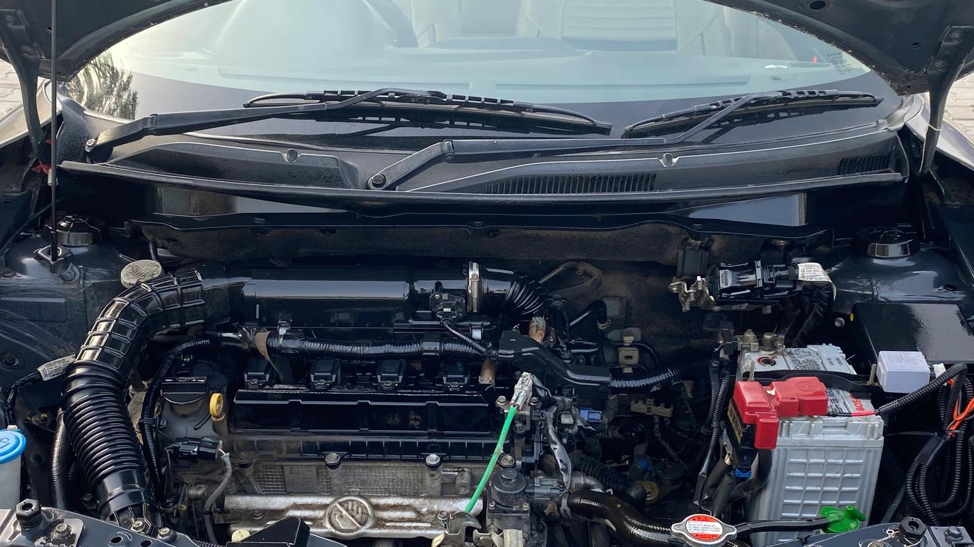 2021 Maruti Dzire VXI, Petrol, Manual, 62,655 km, Engine View