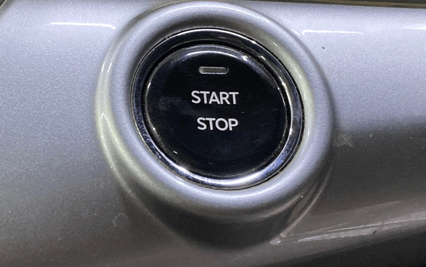 2021 Mahindra XUV700 AX 7 P MT 7 STR, Petrol, Manual, 42,941 km, Keyless Start/ Stop Button