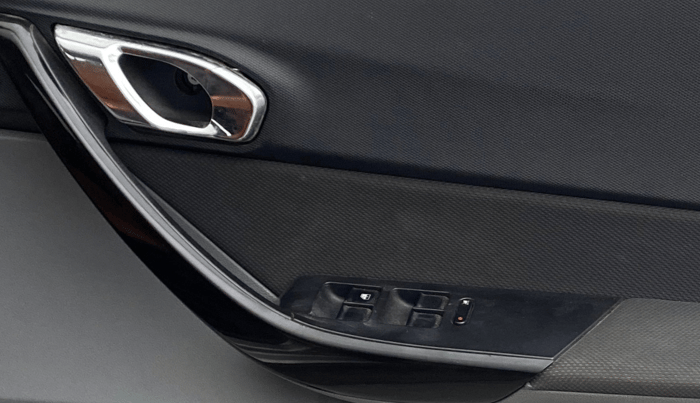 2019 Tata TIGOR XZA PETROL, Petrol, Automatic, 58,101 km, Driver Side Door Panels Control