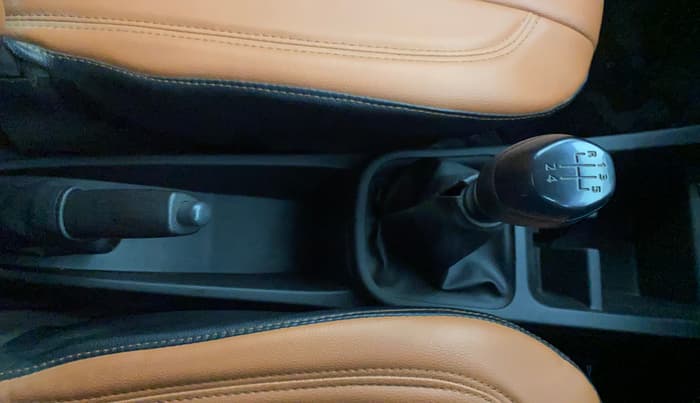 2022 Renault Kwid RXL 0.8 (O), Petrol, Manual, 47,598 km, Gear Lever