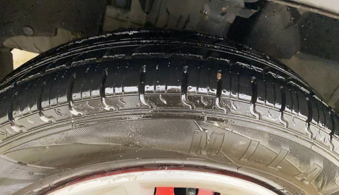 2022 Renault Kwid RXL 0.8 (O), Petrol, Manual, 47,598 km, Left Front Tyre Tread