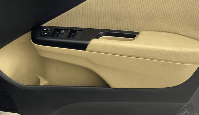 2019 Honda City 1.5L I-VTEC V MT, Petrol, Manual, 1,11,626 km, Driver Side Door Panels Control