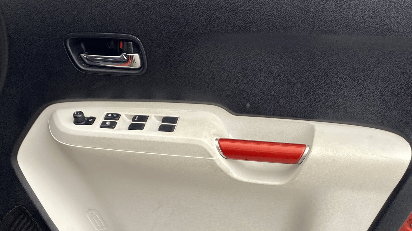 2019 Maruti IGNIS ZETA 1.2 AMT DUAL TONE, Petrol, Automatic, 92,955 km, Driver Side Door Panels Control