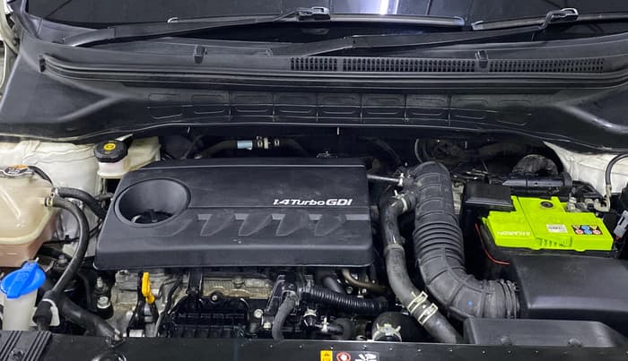 2022 KIA CARENS PRESTIGE PLUS 1.4 PETROL DCT 7 STR, Petrol, Automatic, 47,368 km, Engine View