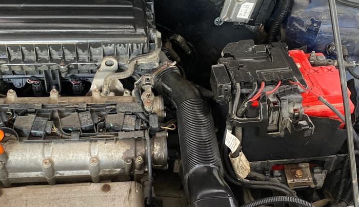 2013 Volkswagen Vento COMFORTLINE 1.6, Petrol, Manual, 76,079 km, Engine View - Left