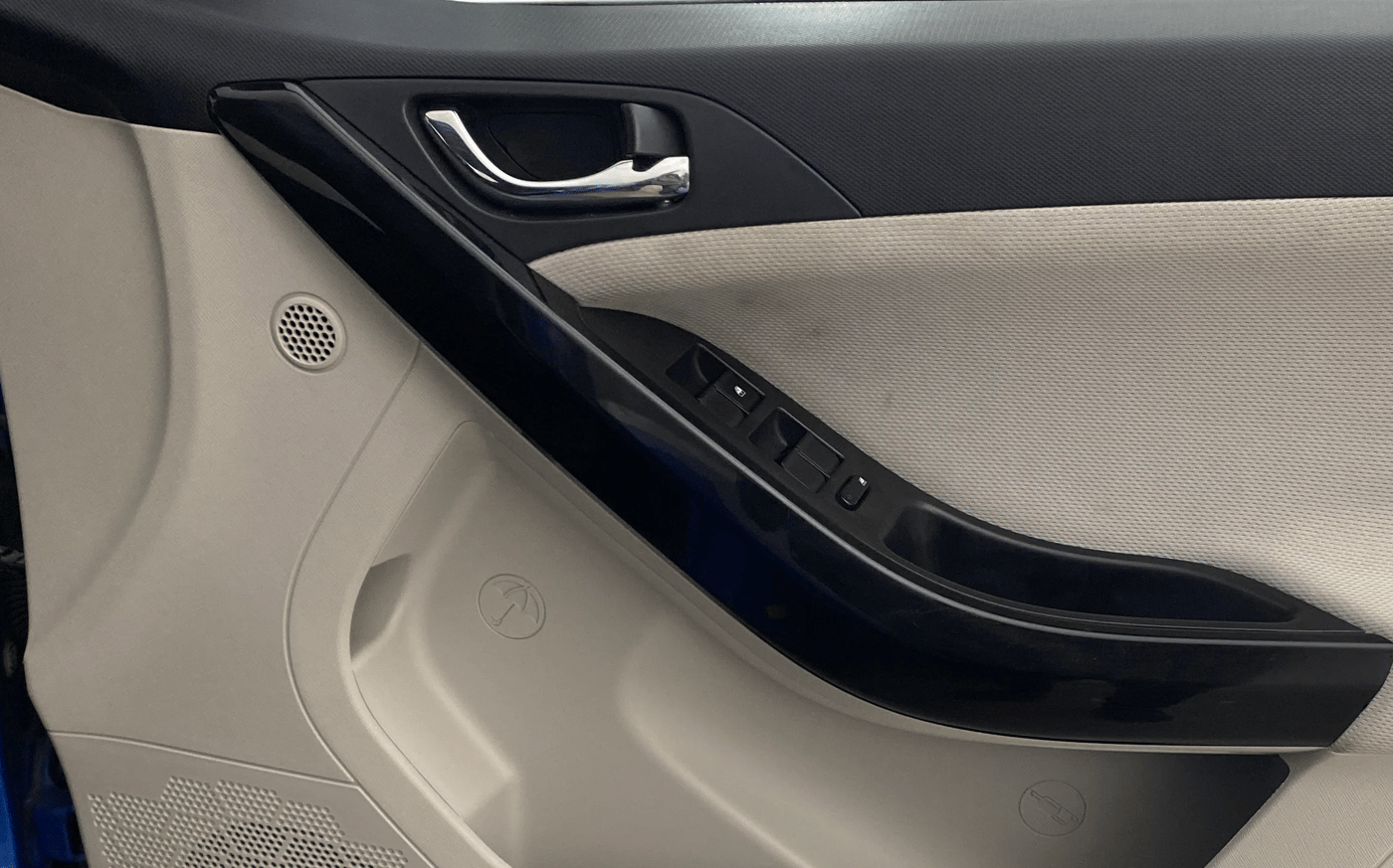2020 Tata NEXON XZA PLUS (O) DIESEL, Diesel, Automatic, 60,064 km, Driver Side Door Panels Control