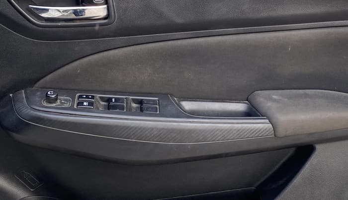 2020 Maruti Swift VXI, Petrol, Manual, 83,217 km, Driver Side Door Panels Control