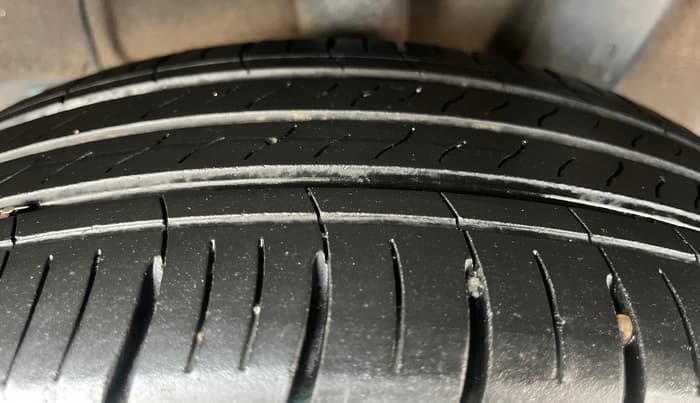 2021 Hyundai AURA SX PLUS 1.2 AMT, Petrol, Automatic, 47,258 km, Left Front Tyre Tread