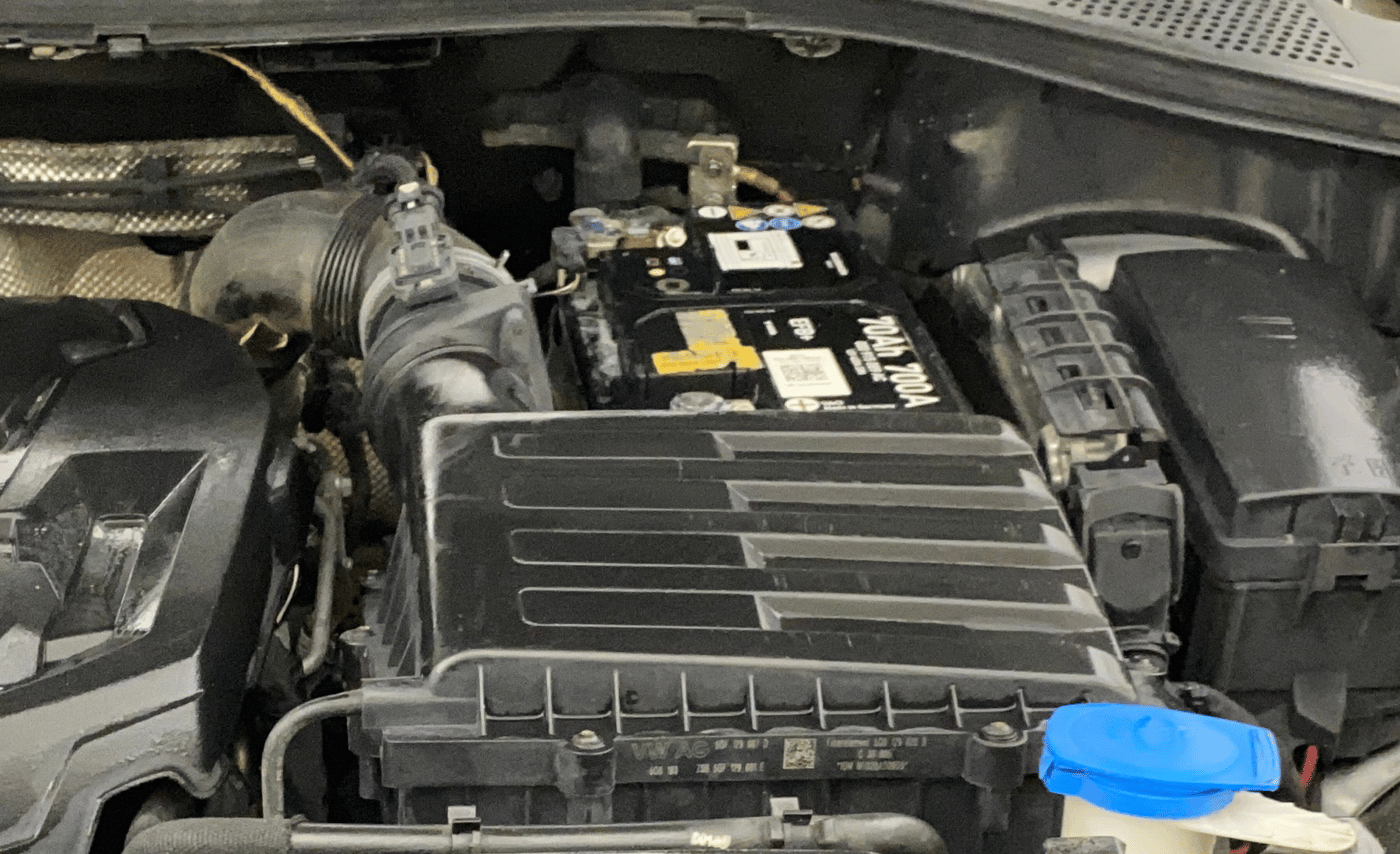 2019 Volkswagen TIGUAN ALL SPACE 2.0 TSI, Petrol, Automatic, 1,20,544 km, Engine View - Left