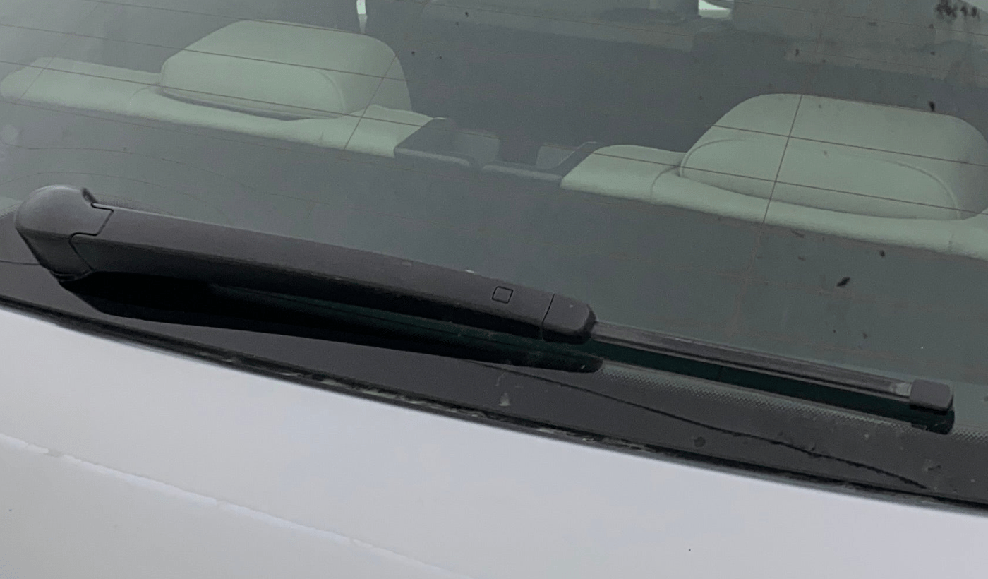 2019 Volkswagen TIGUAN ALL SPACE 2.0 TSI, Petrol, Automatic, 1,20,544 km, Rear Wiper