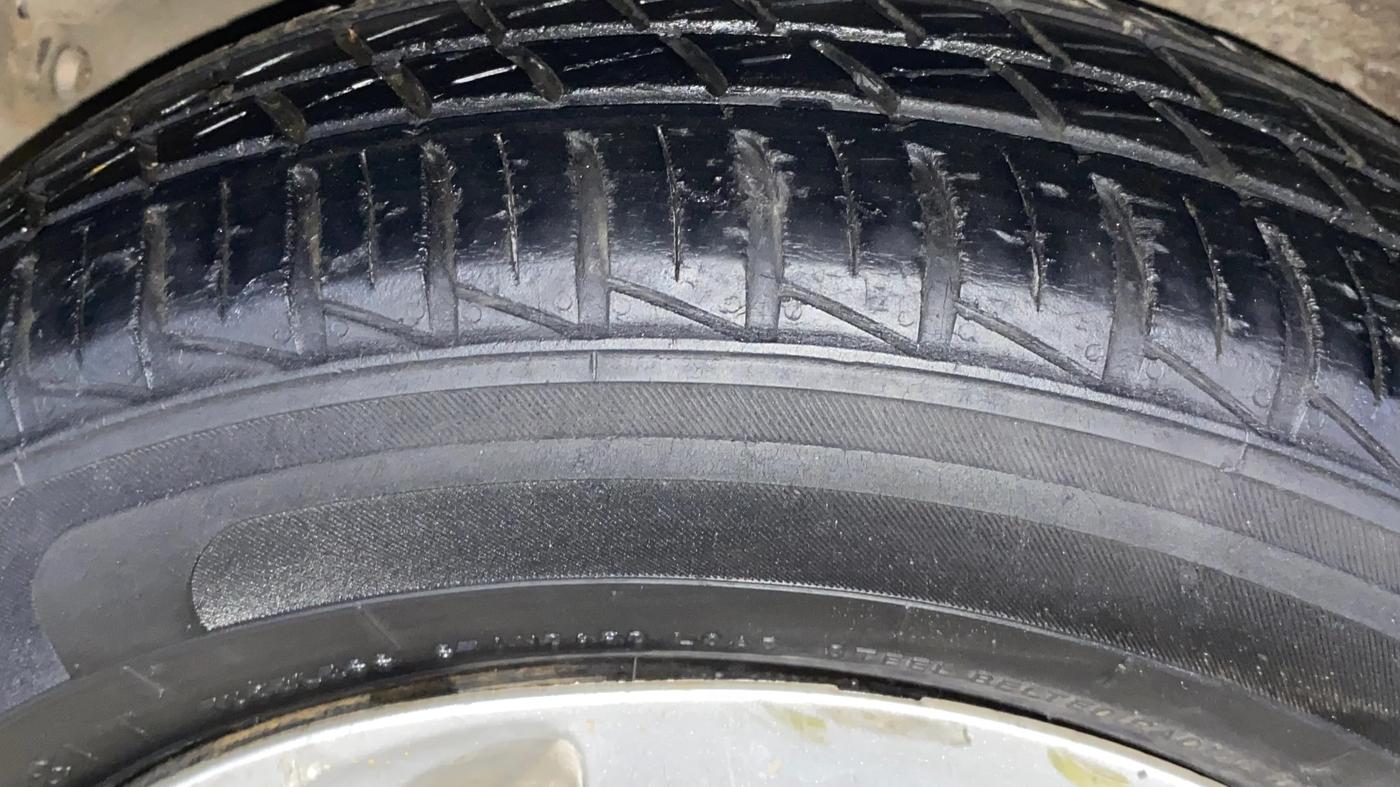 2015 Maruti Celerio VXI AMT, Petrol, Automatic, 21,174 km, Right Rear Tyre Tread