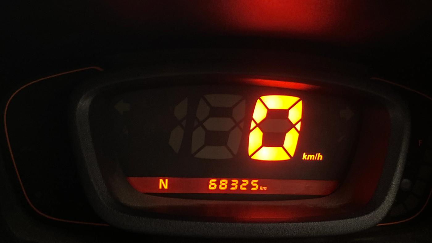 2018 Renault Kwid RXT 1.0 AMT, Petrol, Automatic, 68,300 km, Odometer Image
