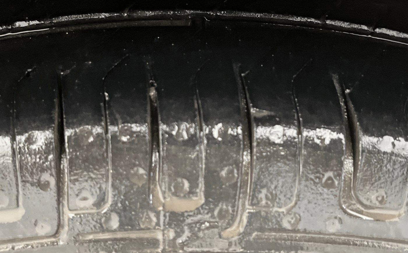 2018 Renault Kwid RXL 1.0 AMT, CNG, Automatic, 64,078 km, Left Rear Tyre Tread